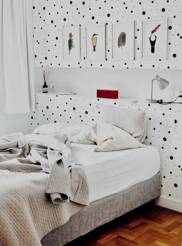Black dots self adhesive wallpaper