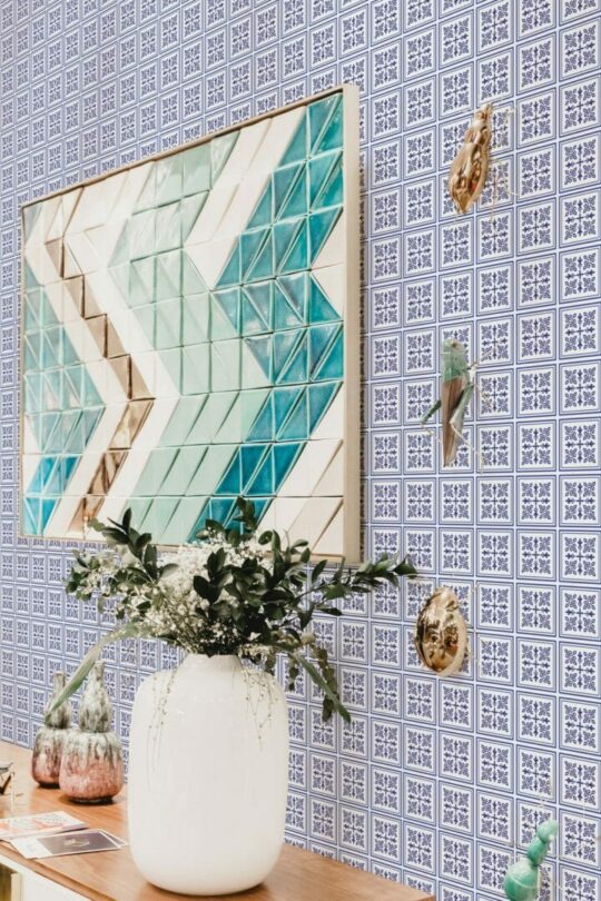Tile effect temporary wallpaper