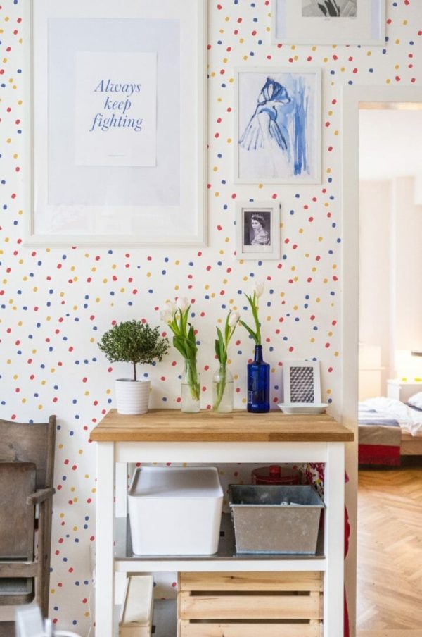 Colorful dots wallpaper for walls
