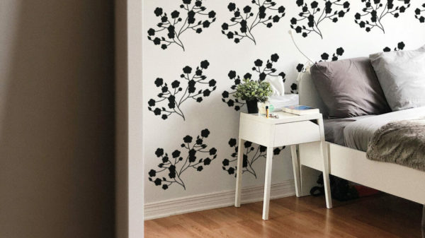 Floral print sticky wallpaper
