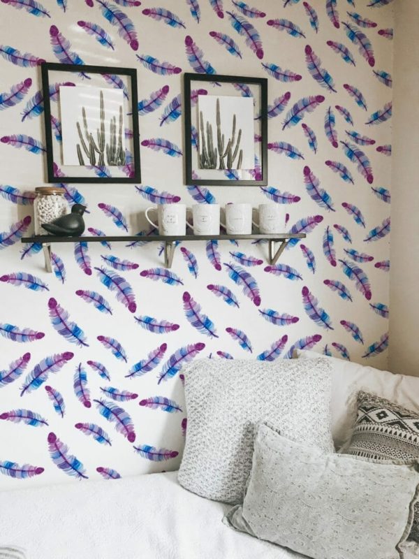 Blue and purple feather wallpaper for walls