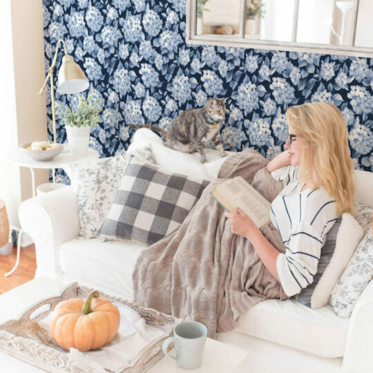 Blue hydrangea self adhesive wallpaper
