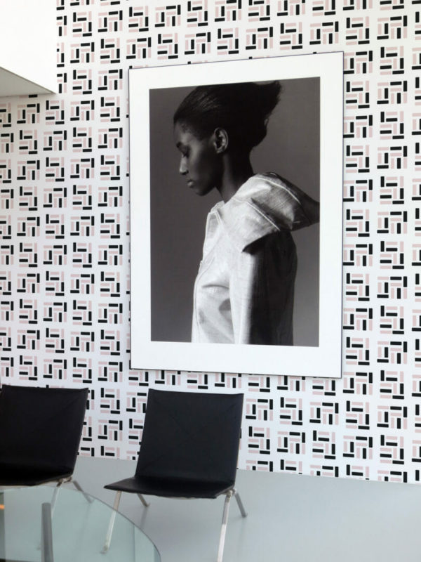 Pink, black and white geometric wallpaper for walls