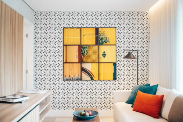 Geometric swirl peel and stick removable wallpaper
