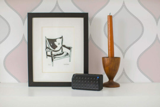 Ogee wallpaper for walls
