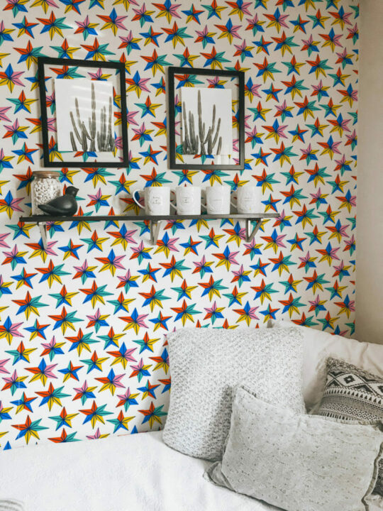 Multicolor star peel stick wallpaper
