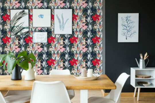Tropical flower wallpaper for walls
