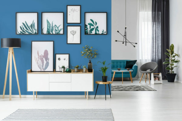 Bright blue solid color wallpaper for walls