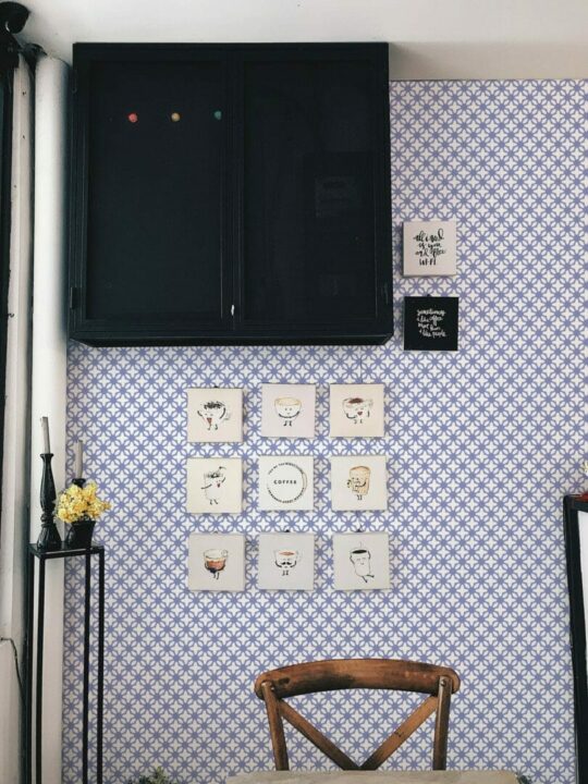 Blue geometric floral peel and stick removable wallpaper
