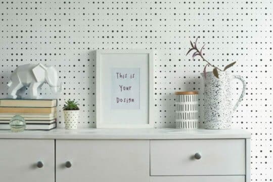 Halftone peel stick wallpaper