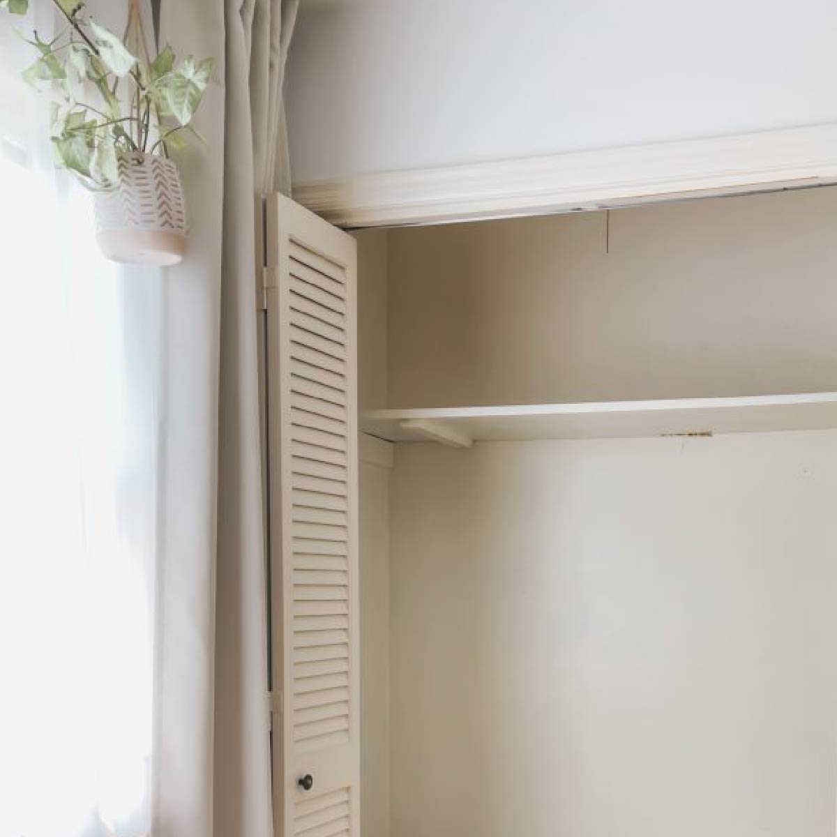 A closet makeover – the DIY project you didn’t know you needed