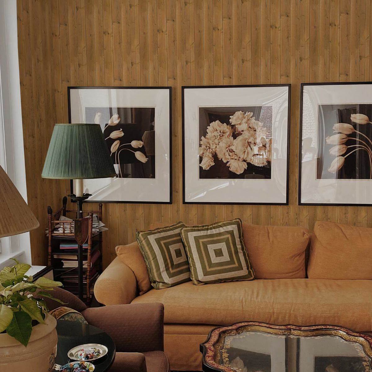 Transform Your Home with Rustic Farmhouse Wallpaper