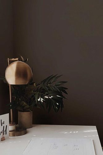 taupe wallpaper color