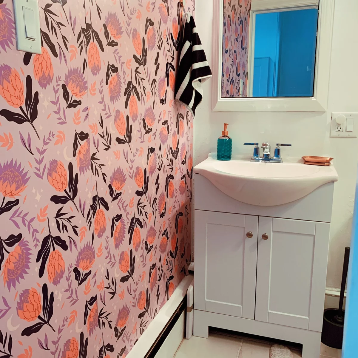 floral peel and stick wallpaper in bathroom