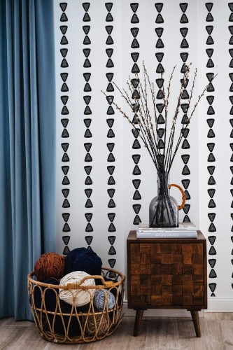 Coastal style living room decorated with Boho triangle stripes peel and stick wallpaper