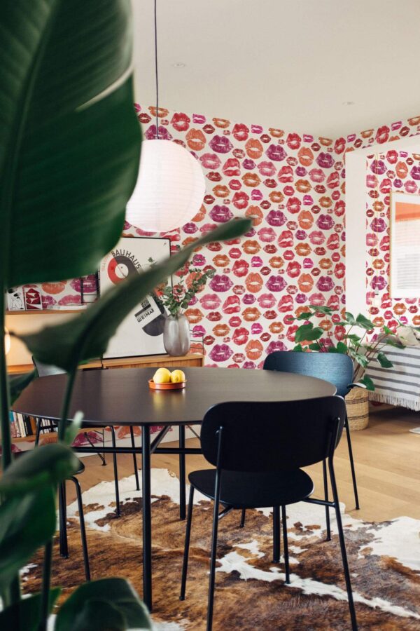 Scandinavian style dining room decorated with Kiss peel and stick wallpaper