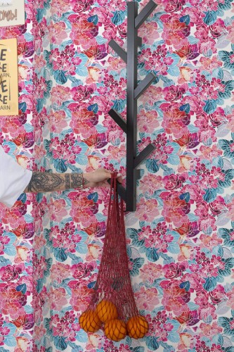 Scandinavian style kitchen decorated with Pink and blue floral peel and stick wallpaper