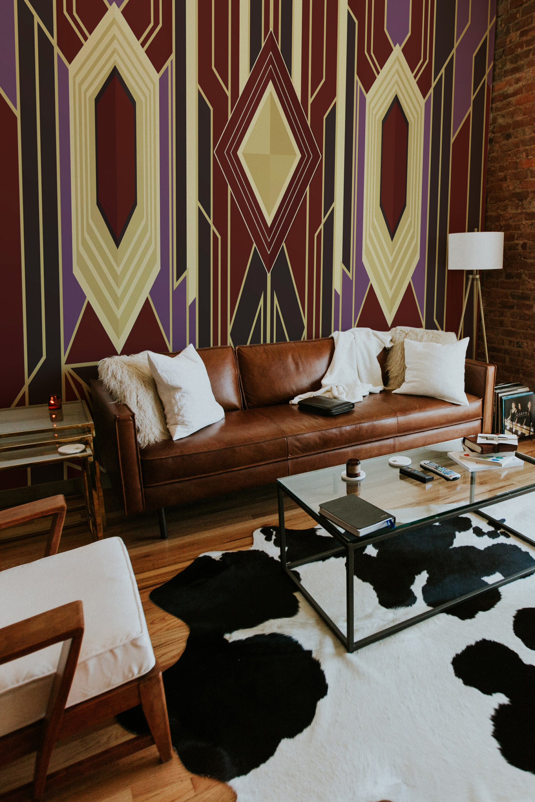 Fancy Walls Art Deco Ember Geometry wall mural printing inspired by vintage glamour and refined abstraction.