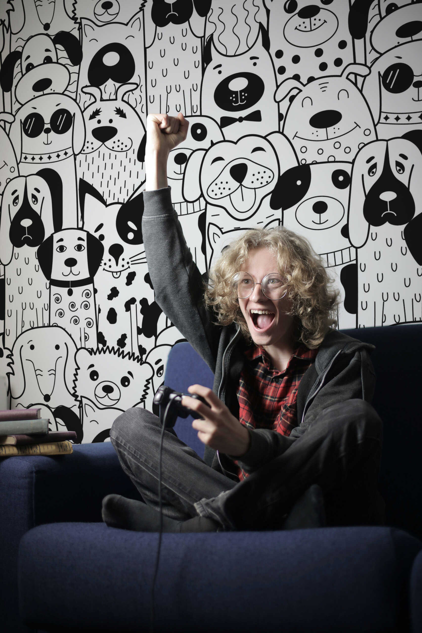 Fancy Walls printed wall mural Doodle Dogs with sketch-style dogs adding personality to modern kids’ interiors.