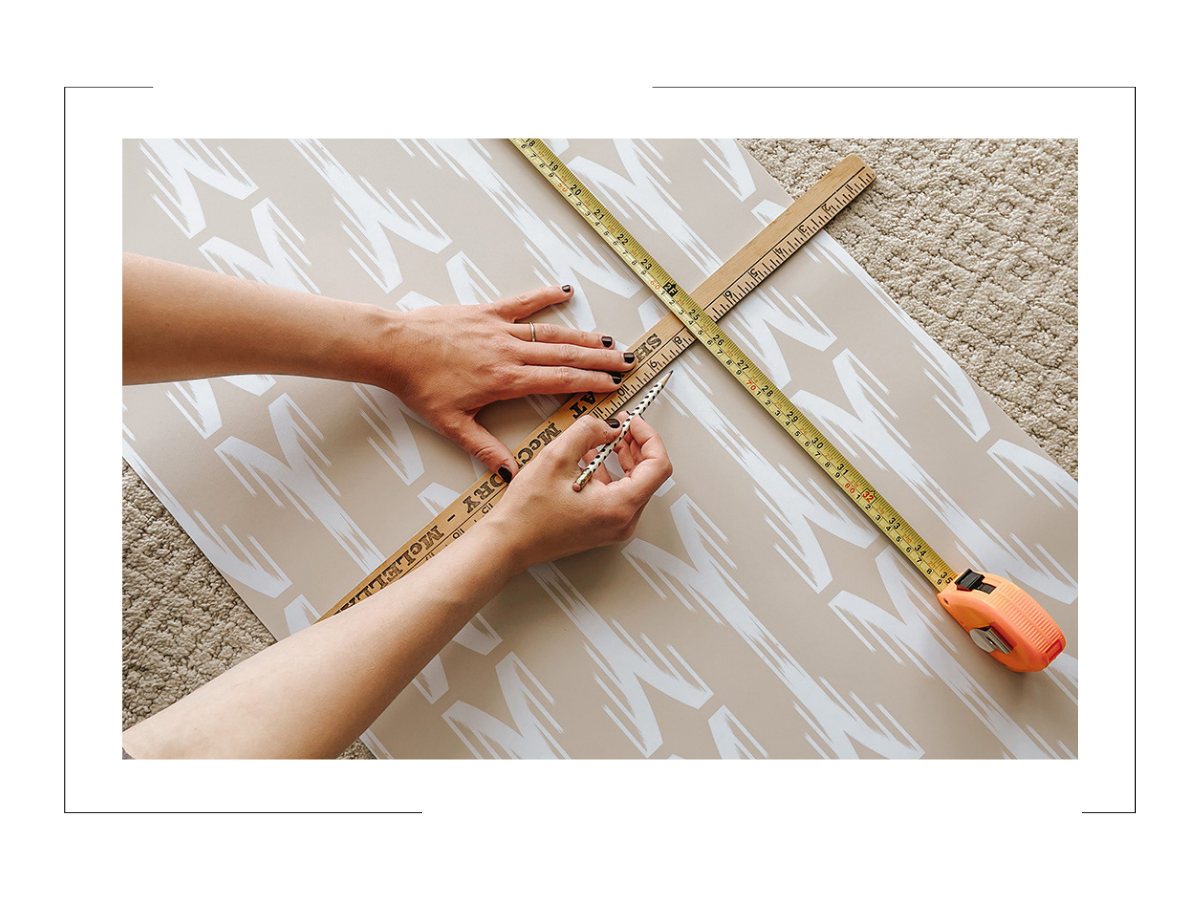 measuring wallpaper