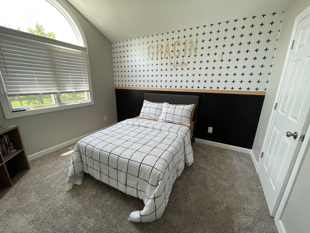Black and white plus sign peel & stick wallpaper installed in bedroom - review picture submitted by Jurgis