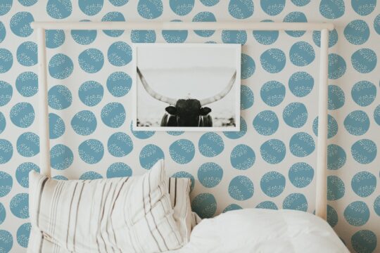 Scandinavian blue circle pattern wallpaper for walls