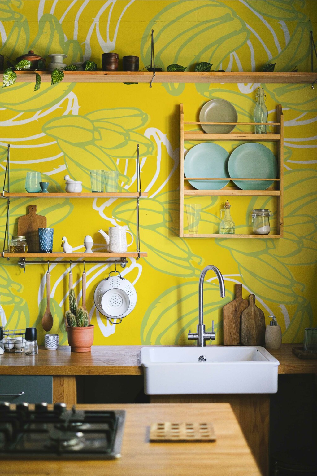 banana-peel-and-stick-wall-mural-or-unpasted
