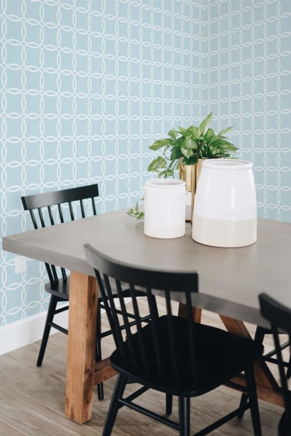 Geometric overlapping circle peel and stick removable wallpaper