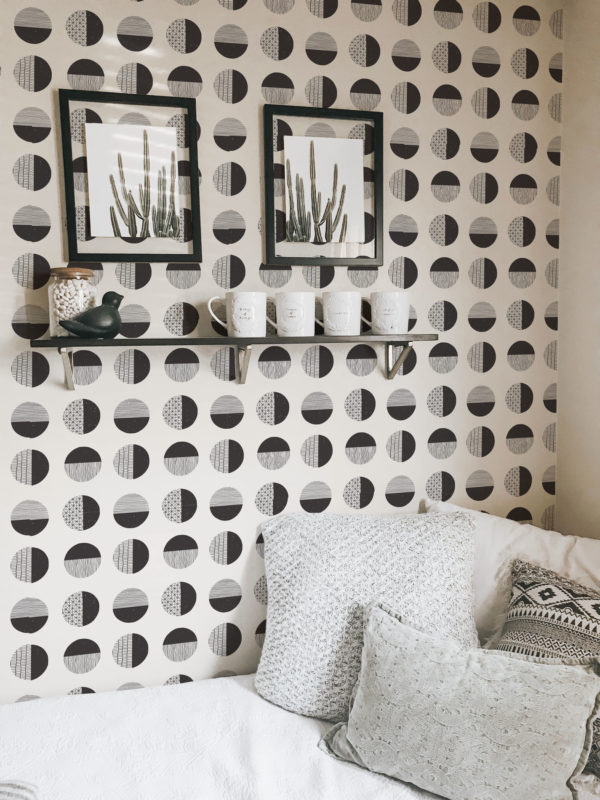 Modern geometric circles temporary wallpaper