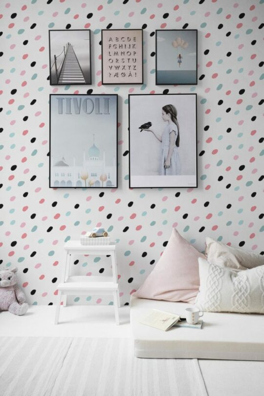 Multicolor dotted wallpaper for walls