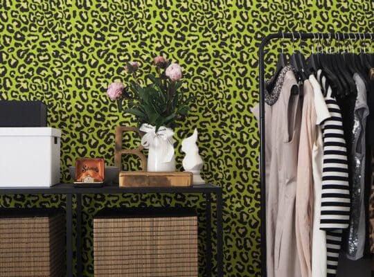 green leopard pattern non-pasted wallpaper