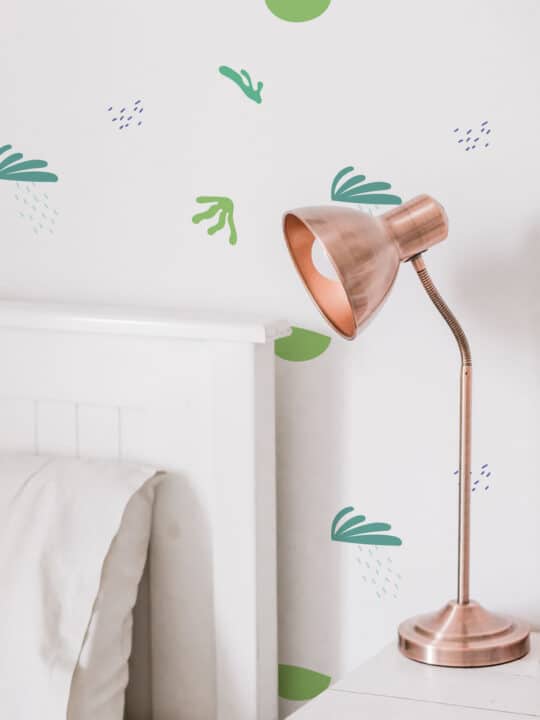 leaf green traditional wallpaper