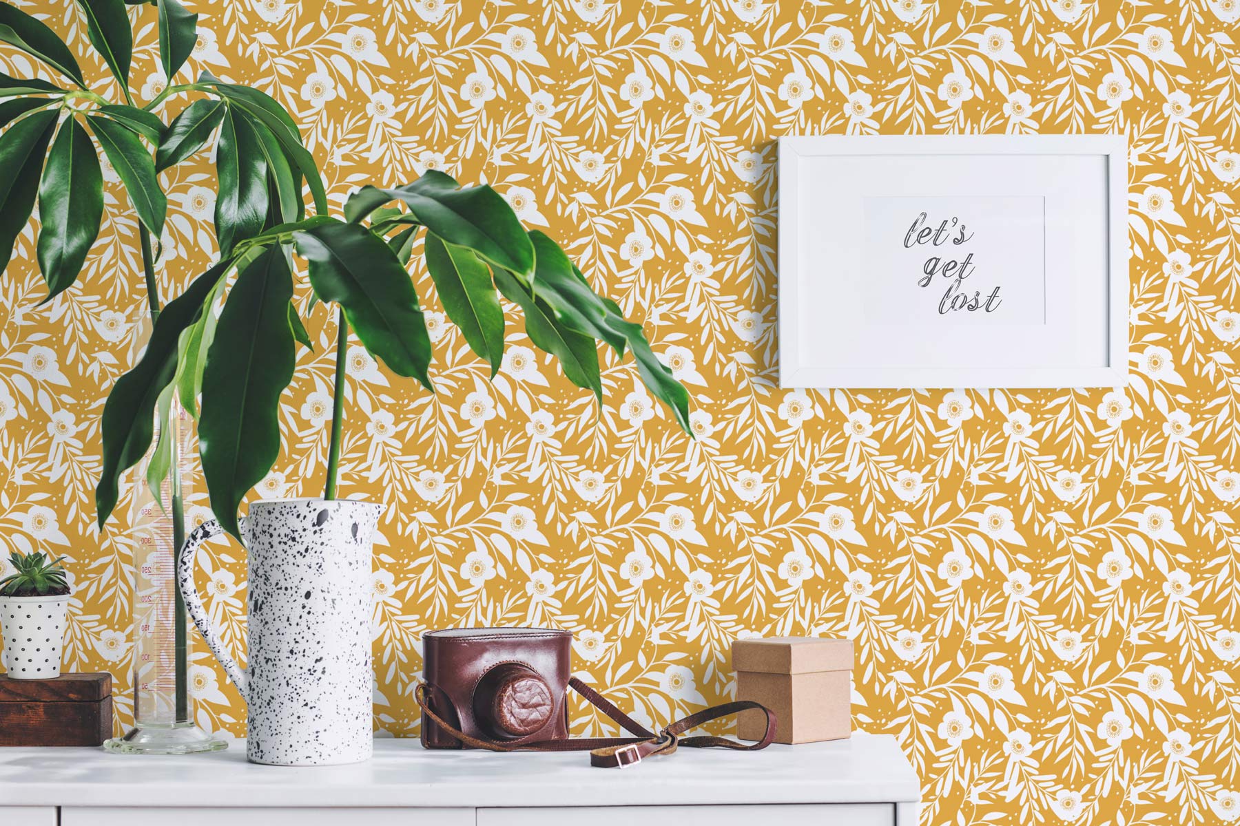 Retro floral pattern wallpaper- Peel and Stick Removable | Fancy Walls