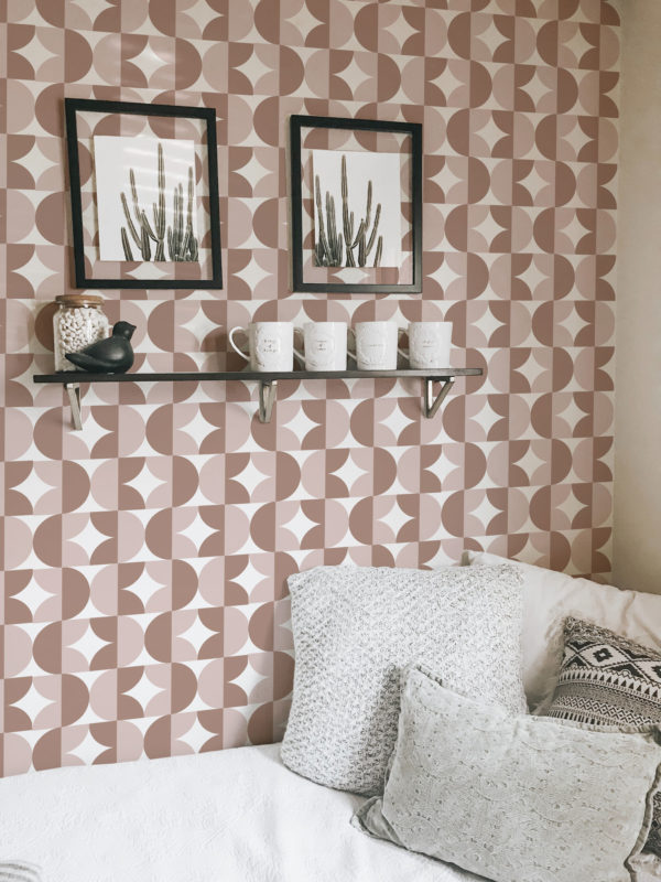 Brown retro geometric wallpaper for walls